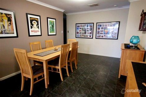 Property photo of 21 Kongal Heights Leda WA 6170