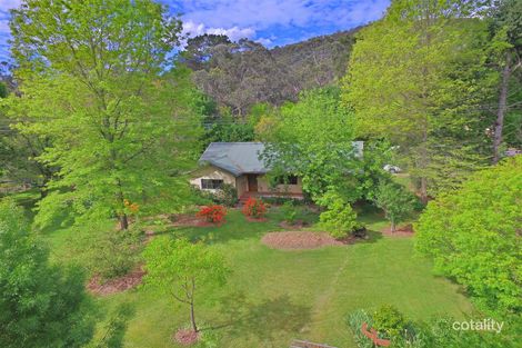 196 Churchill Ave, Bright, VIC 3741