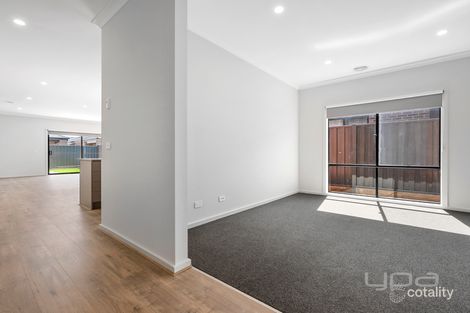 Property photo of 134 Atherstone Boulevard Strathtulloh VIC 3338