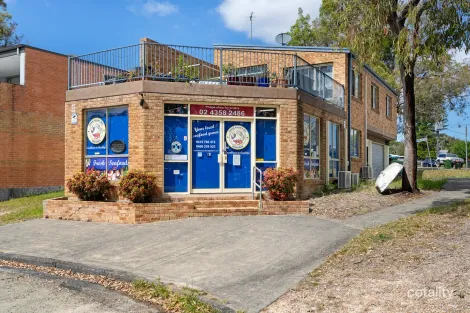 17 Lloyd Ave, Chain Valley Bay, NSW 2259