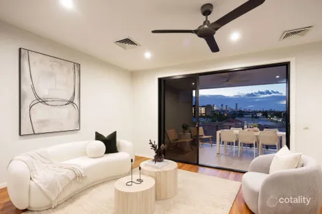 Property photo of 2/47 Macaulay Street Coorparoo QLD 4151