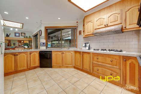 Property photo of 39 Corryong Crescent Taylors Lakes VIC 3038