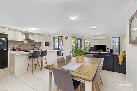 72 Carinyan Dr, Birkdale, QLD 4159