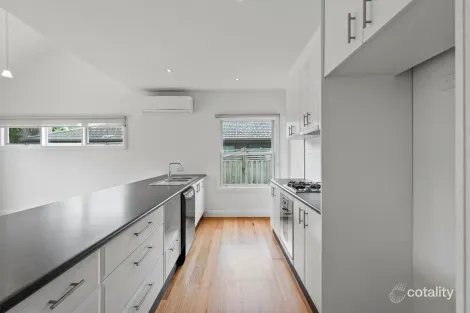 Property photo of 322A Warrigal Road Cheltenham VIC 3192