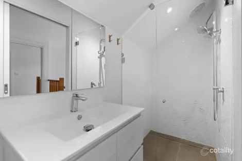 Property photo of 322A Warrigal Road Cheltenham VIC 3192