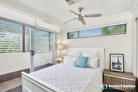 Property photo of 8/2 Lake Weyba Drive Noosaville QLD 4566