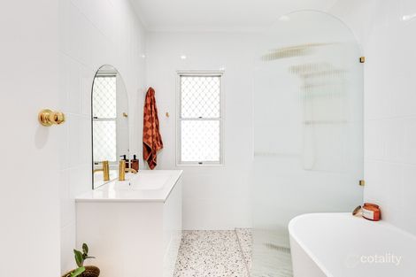 Property photo of 16 Gladstone Street Newtown QLD 4350