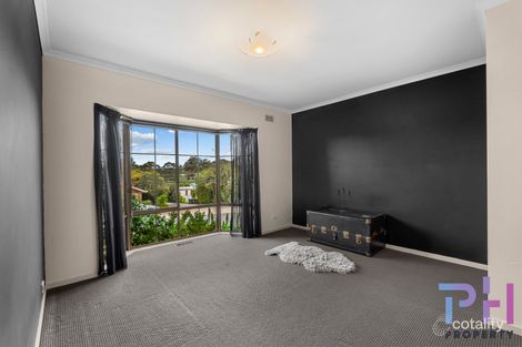 Property photo of 15 Magellan Crescent Kangaroo Flat VIC 3555