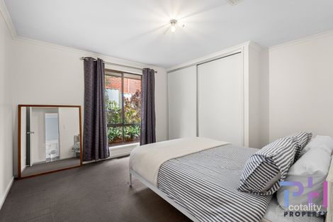 Property photo of 15 Magellan Crescent Kangaroo Flat VIC 3555