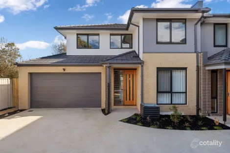 Property photo of 5 Kimberley Drive Chirnside Park VIC 3116