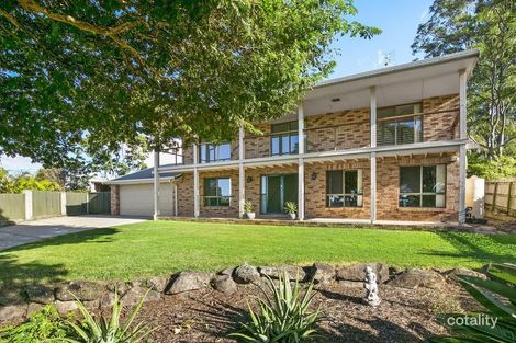 Property photo of 16 Barradine Crescent Helensvale QLD 4212
