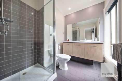 Property photo of 13 Mossbury Court Taylors Hill VIC 3037