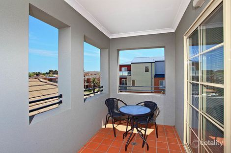 Property photo of 3/6 Arena Close Flemington VIC 3031