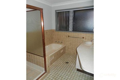 Property photo of 8 Benjamin Circuit Hunterview NSW 2330