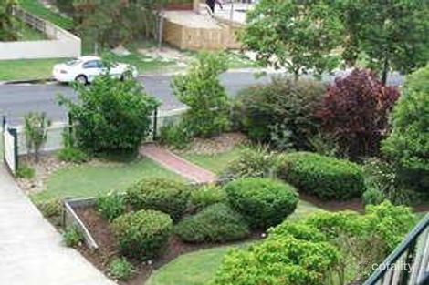 Property photo of 16 Kalamunda Close Elanora QLD 4221