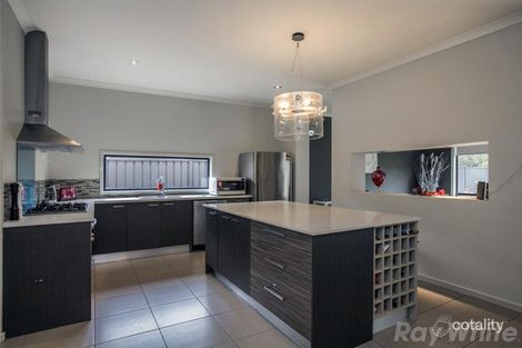 Property photo of 11 Perry Street Mernda VIC 3754