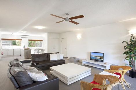 Property photo of 2/5 Henderson Street Sunshine Beach QLD 4567