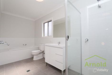 Property photo of 1/4 Crest Road Wallsend NSW 2287
