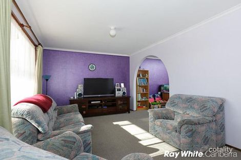 Property photo of 6 Jiggi Place Isabella Plains ACT 2905