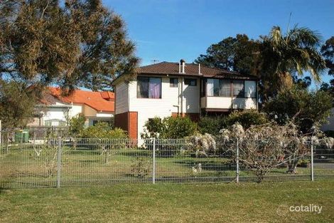 Property photo of 8 Pine Avenue Davistown NSW 2251
