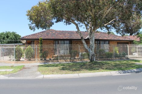 2 Sommers Dr, Altona Meadows, VIC 3028
