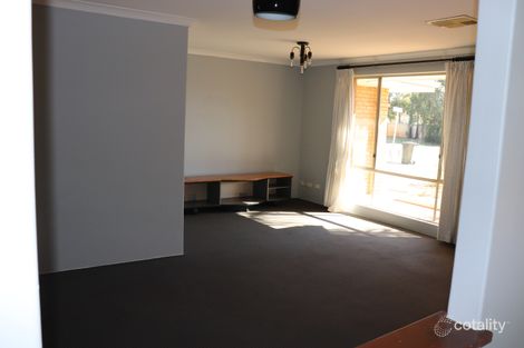Property photo of 2 Daly Court Leeming WA 6149