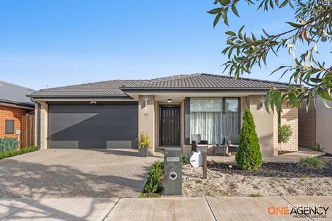 11 Tributary Way, Weir Views, VIC 3338