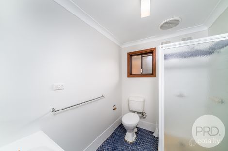 Property photo of 1/17 Nordlingen Drive Tolland NSW 2650
