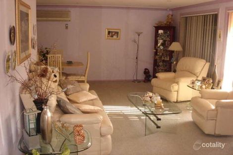 Property photo of 4 Menzies Place Edensor Park NSW 2176