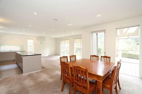 Property photo of 155 Ernest Jones Drive Macleod VIC 3085