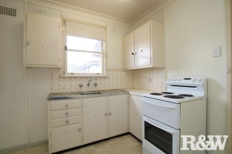 Property photo of 16 Tasman Avenue Lethbridge Park NSW 2770
