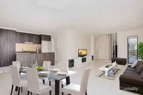 Property photo of 65/1 Norris Street Pacific Pines QLD 4211