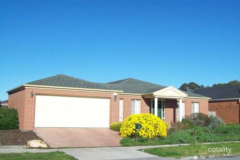 Property photo of 21 Oakman Way Hampton Park VIC 3976