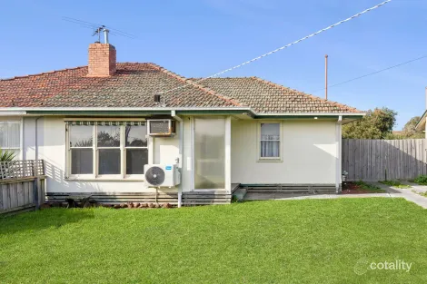 8 Robin Ave, Norlane, VIC 3214