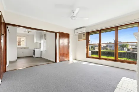 Property photo of 8 Robin Avenue Norlane VIC 3214