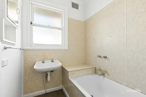 Property photo of 8 Robin Avenue Norlane VIC 3214
