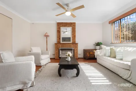 10 Clarke Ave, Hobartville, NSW 2753