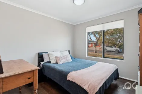 Property photo of 3 Scullin Crescent Trott Park SA 5158