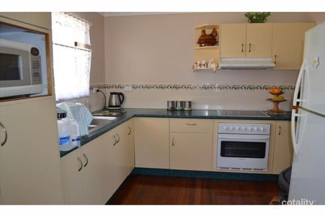 Property photo of 147 Matthew Flinders Drive Lammermoor QLD 4703