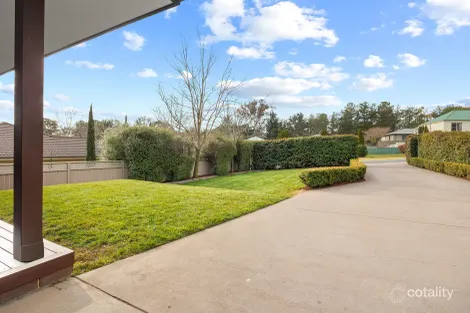 Property photo of 4 Discovery Drive Yass NSW 2582