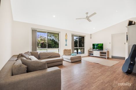Property photo of 20 Watergum Place Bogangar NSW 2488