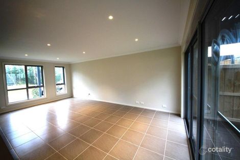 Property photo of 39 Three Bees Drive Glenfield NSW 2167