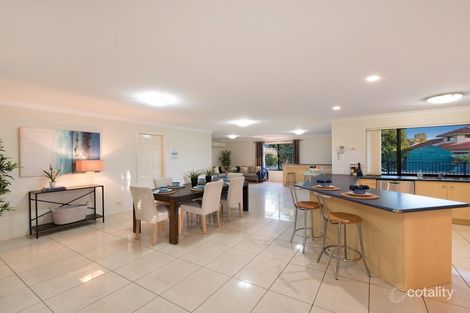 Property photo of 11 Cotswold Place Wishart QLD 4122