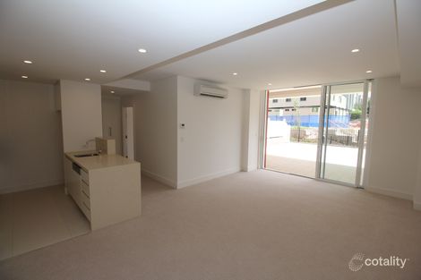 Property photo of 211/2 Palm Avenue Breakfast Point NSW 2137