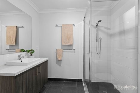Property photo of 15 Tahoe Circuit Pakenham VIC 3810