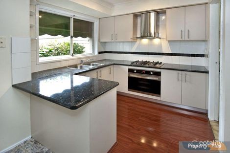 Property photo of 18 Honeyeater Place Erskine Park NSW 2759