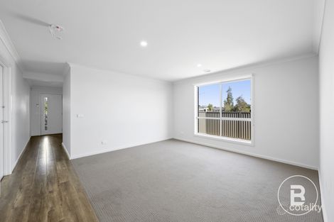 Property photo of 30 Sydney Way Alfredton VIC 3350