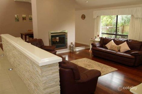 Property photo of 15 Kerri Court Sunbury VIC 3429