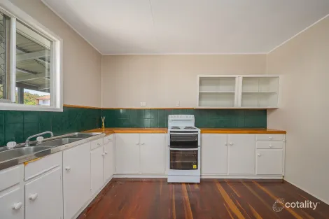 Property photo of 11A Walsh Street South Gladstone QLD 4680