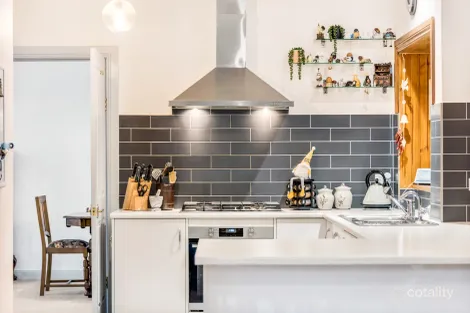 Property photo of 34 Verbena Court Morphett Vale SA 5162